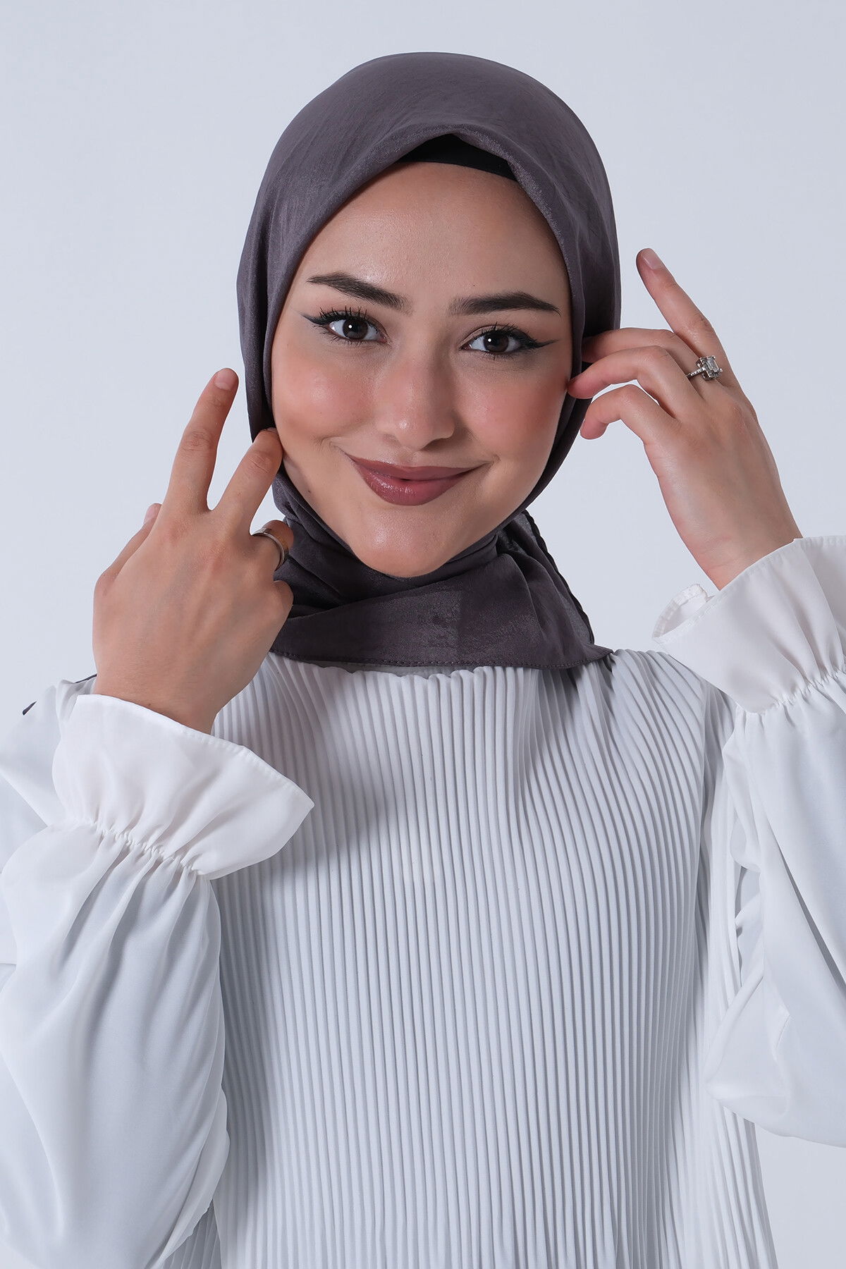 Koyu Füme Brisa Vual Eşarp - 3