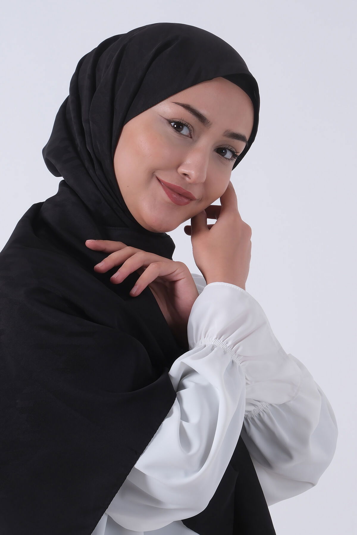 V-1 Miray Jakar Şal