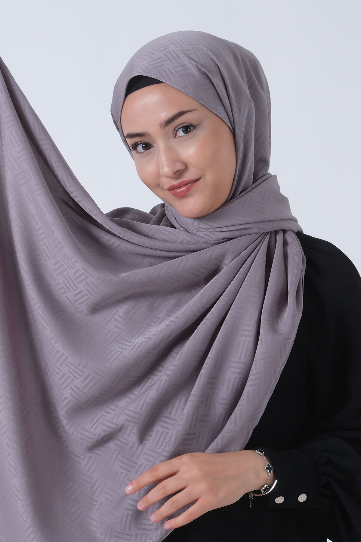 V-11 Eylül Jakar Şal