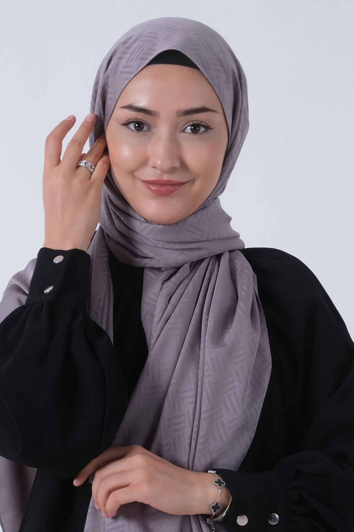 V-11 Eylül Jakar Şal