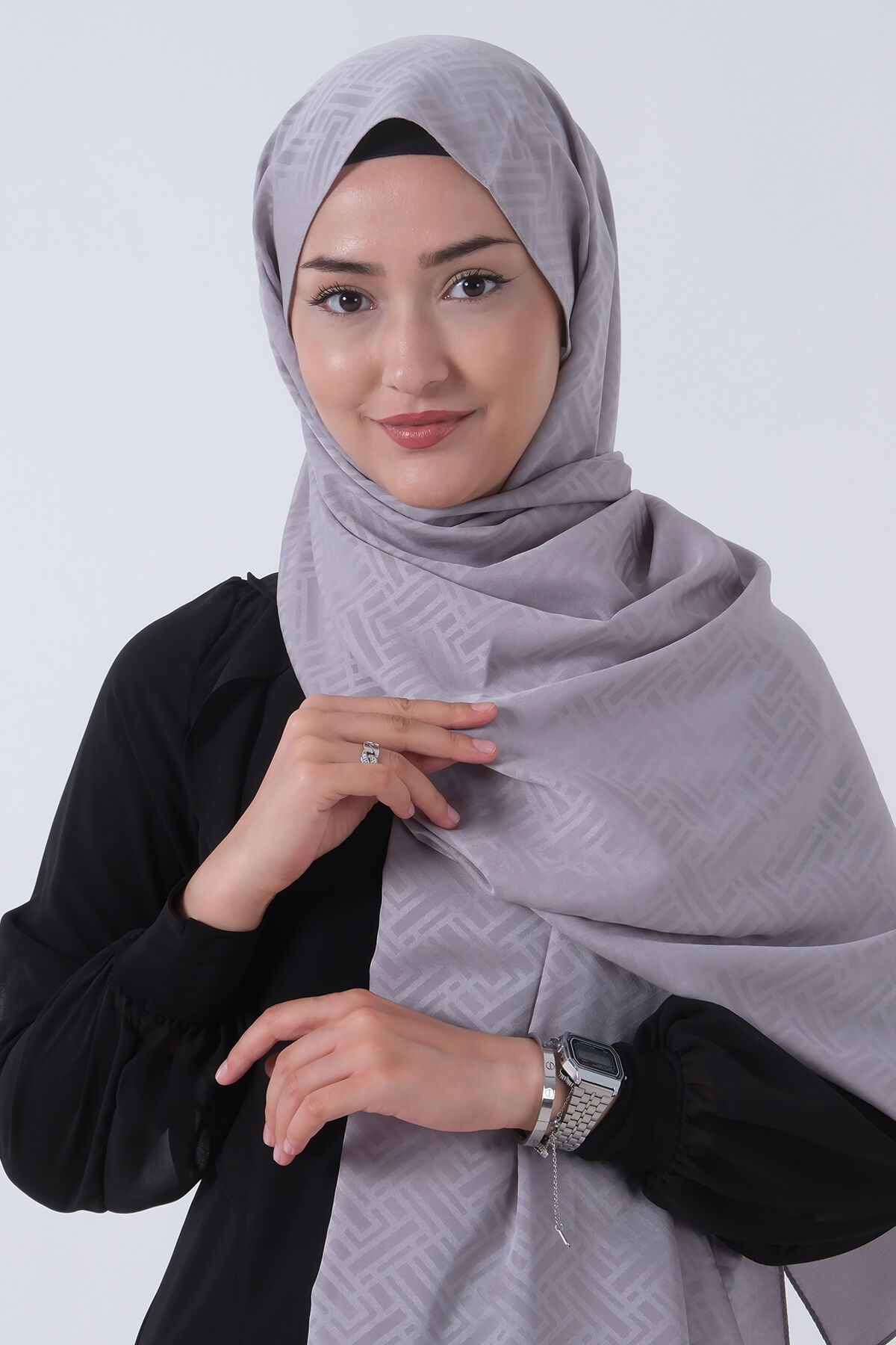 V-12 Nehir Jakar Şal