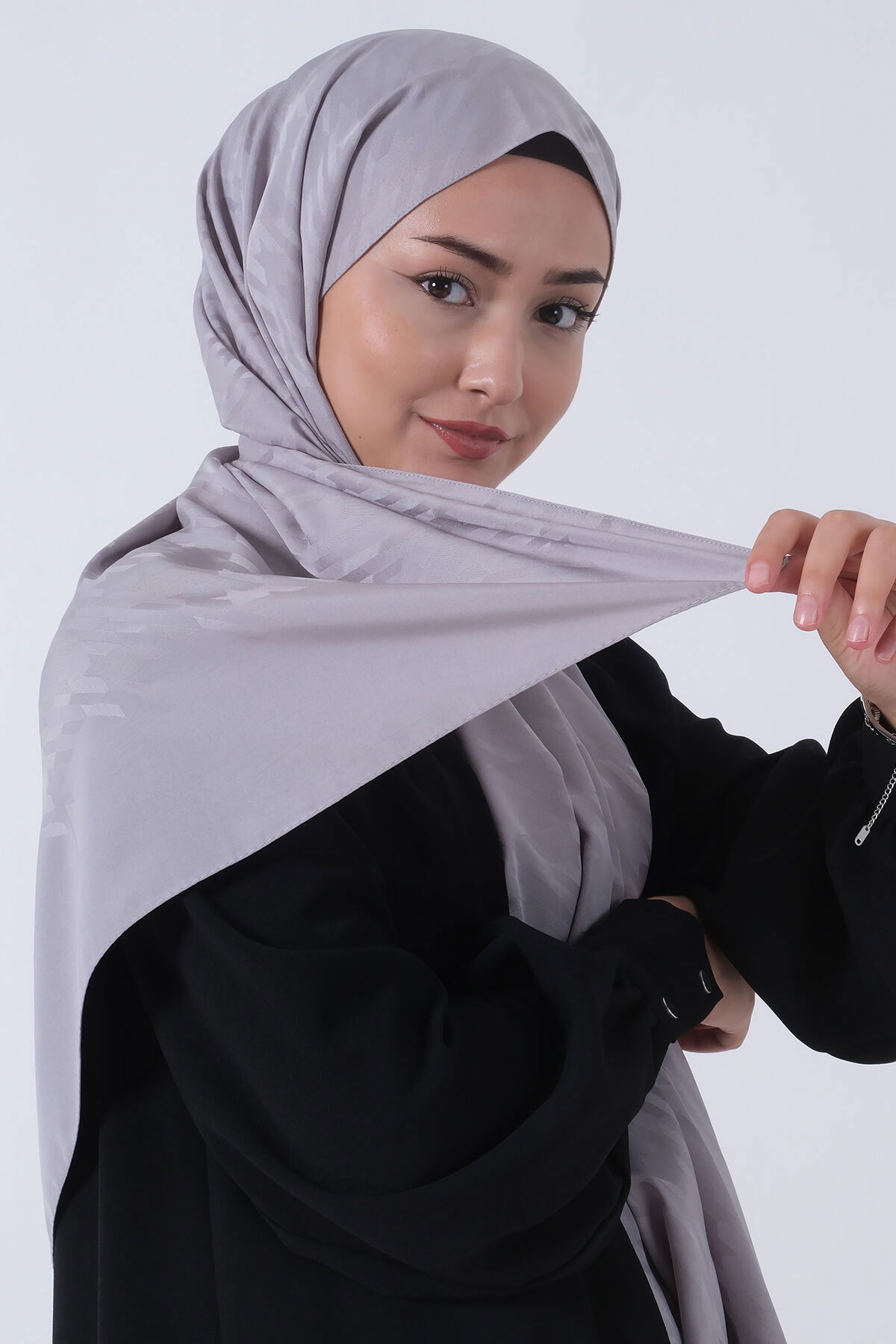 V-13 Miray Jakar Şal