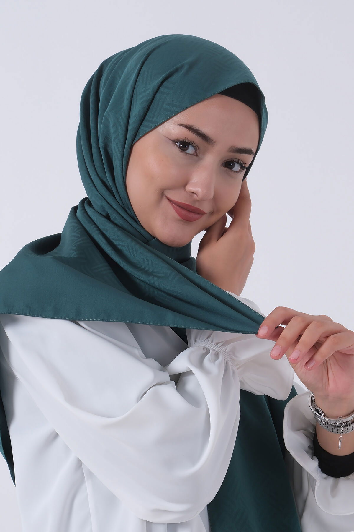 V-14 Eylül Jakar Şal