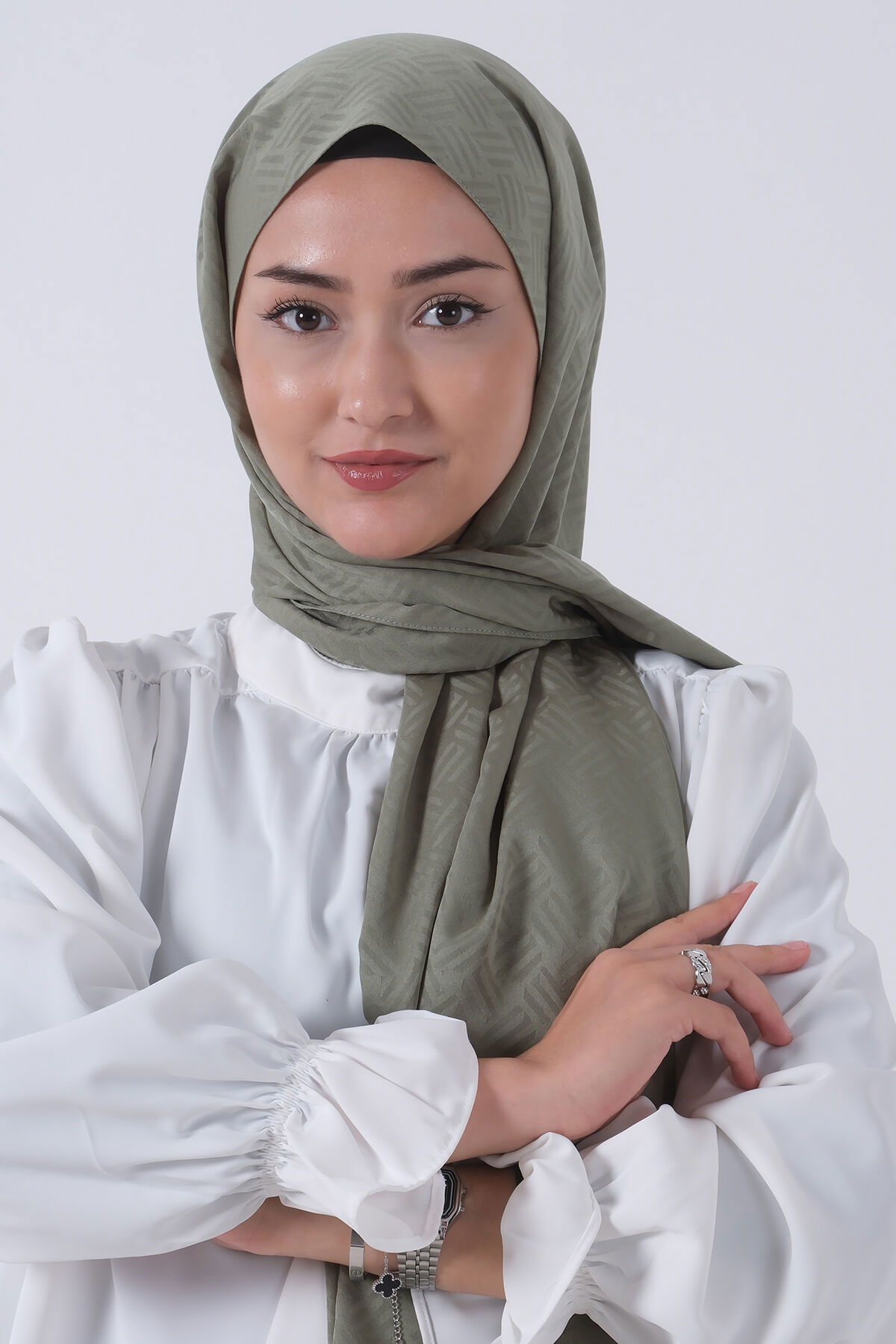 V-16 Eylül Jakar Şal