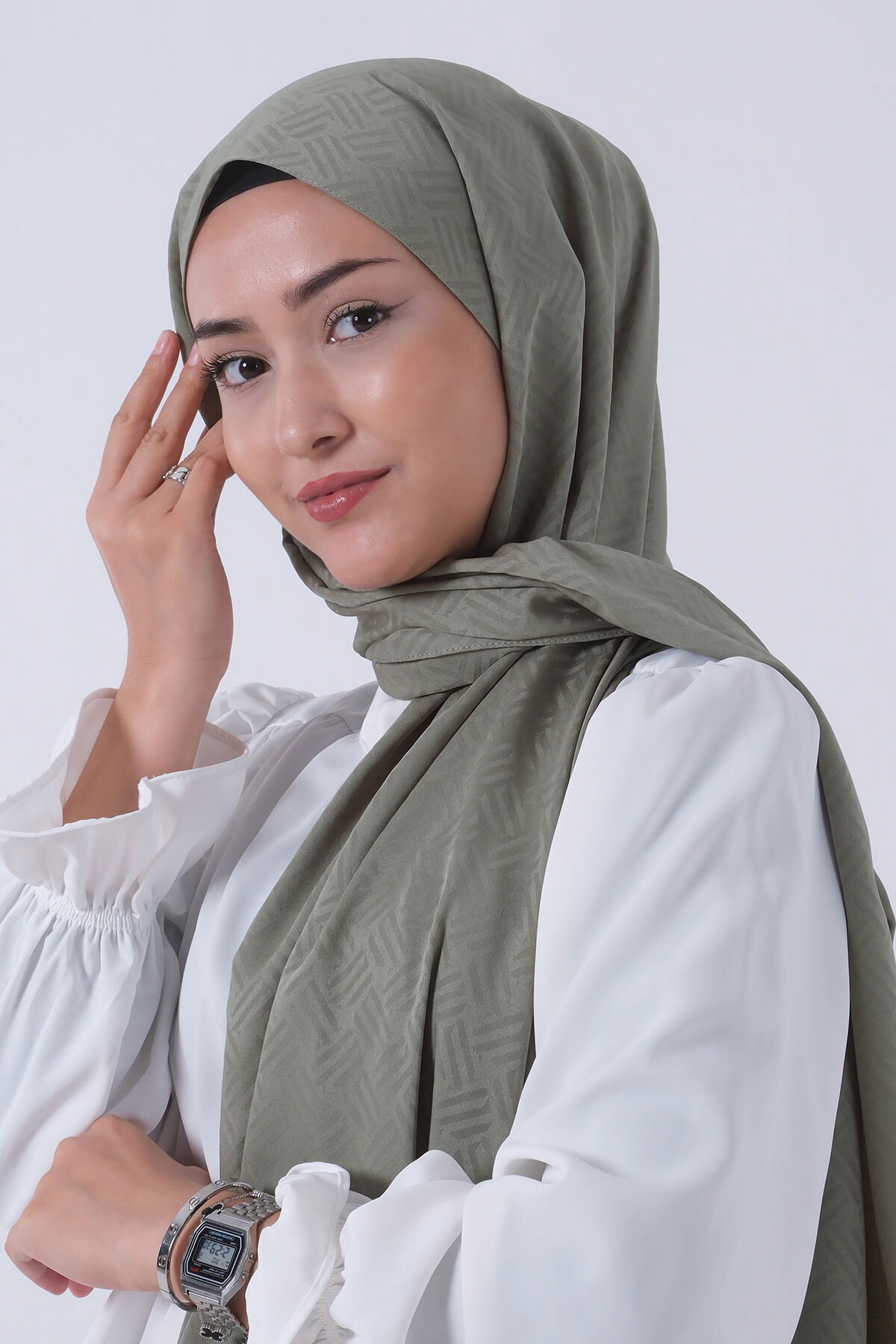 V-16 Eylül Jakar Şal