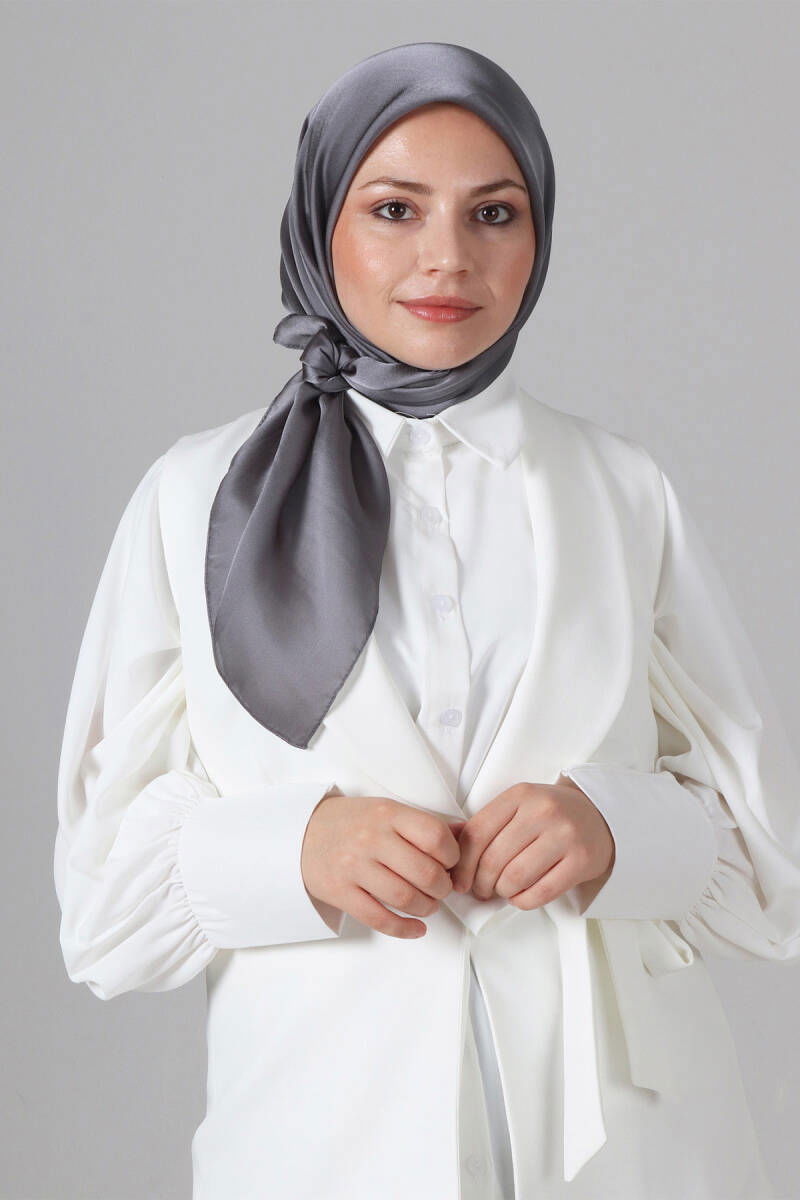 V-17 Como Saten Eşarp - harem
