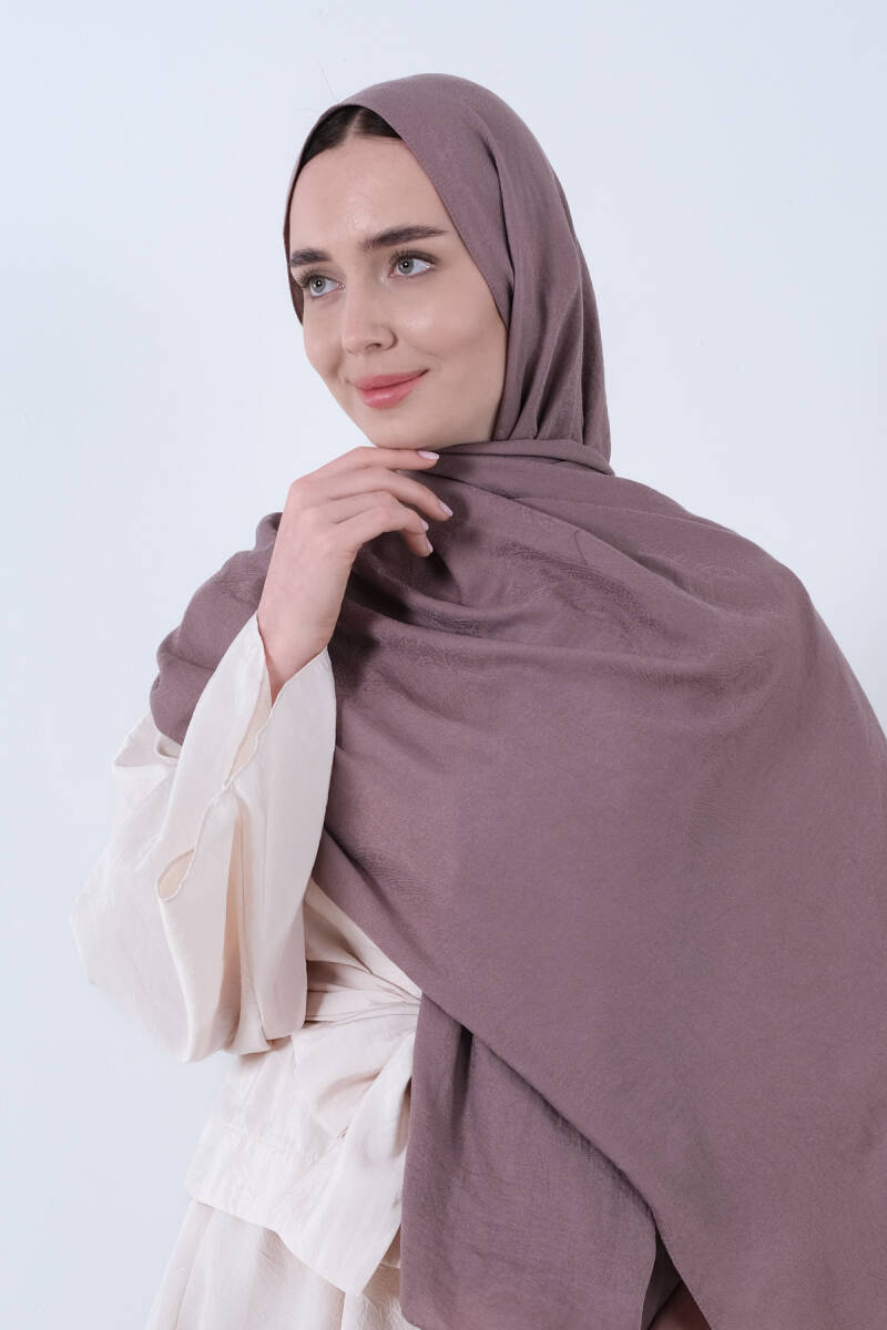 V-17 Zümra Şal - harem