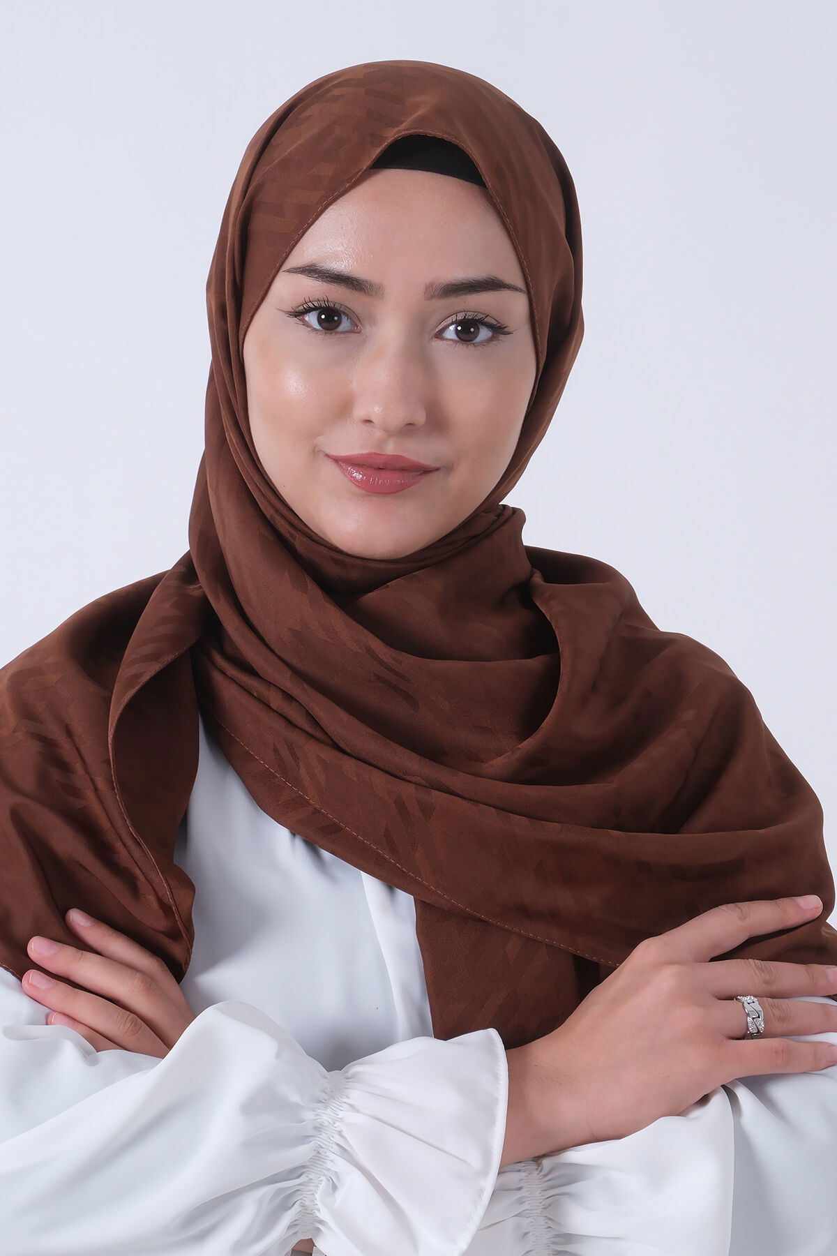 V-18 Miray Jakar Şal
