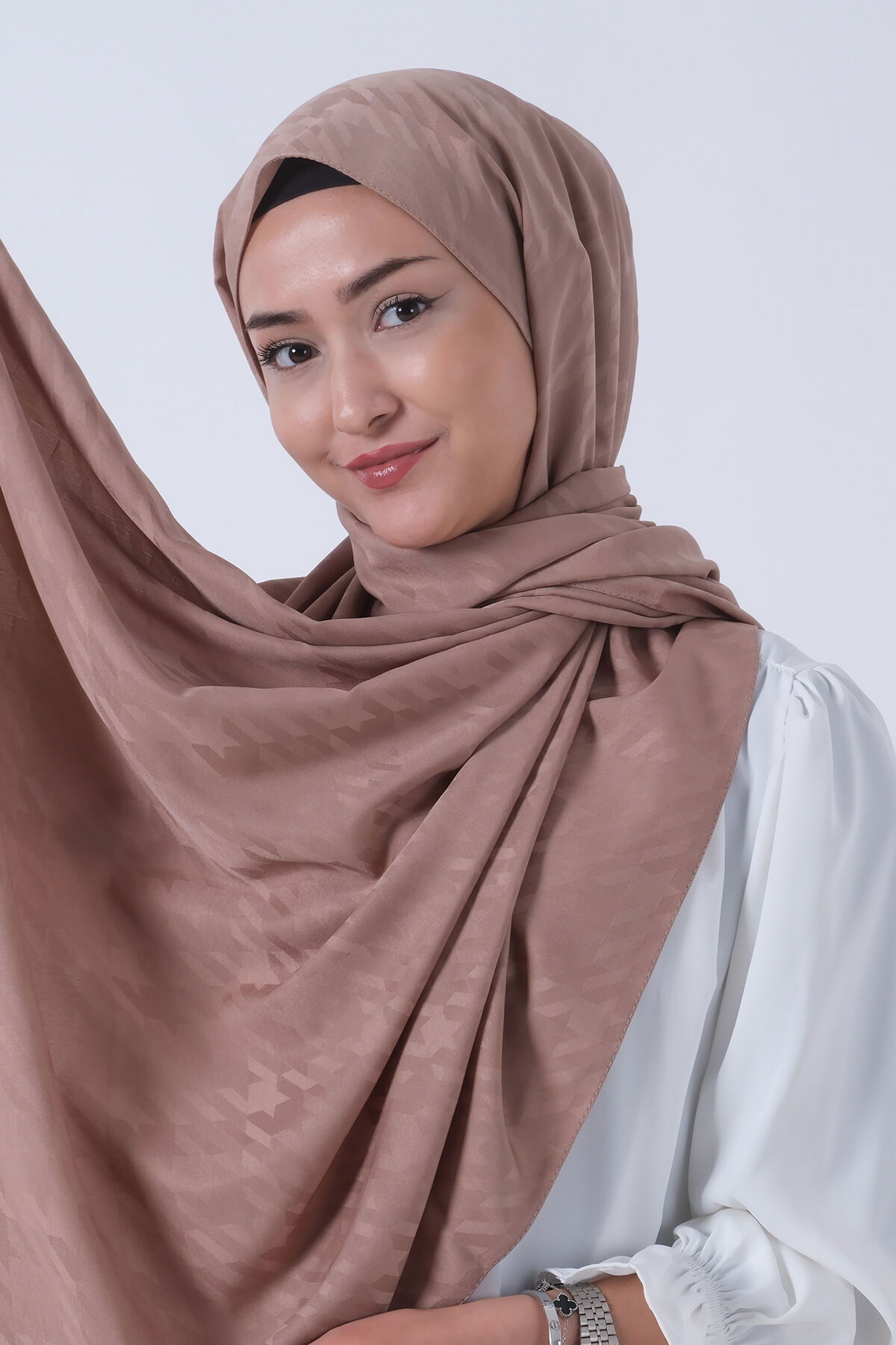 V-20 Miray Jakar Şal