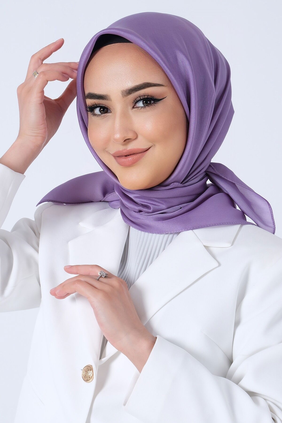 V-30 Kristal Saten Eşarp - 1