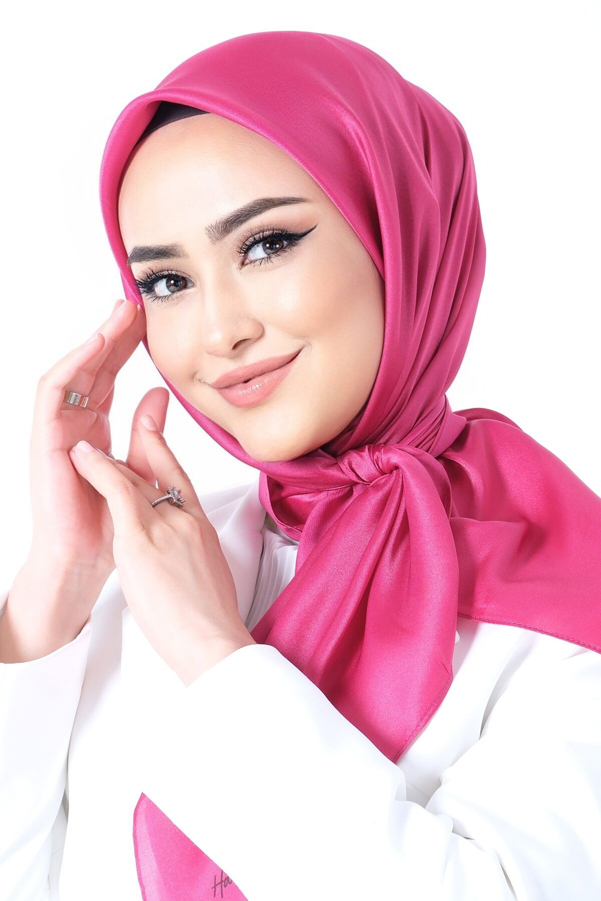 V-39 Kristal Saten Eşarp - 1