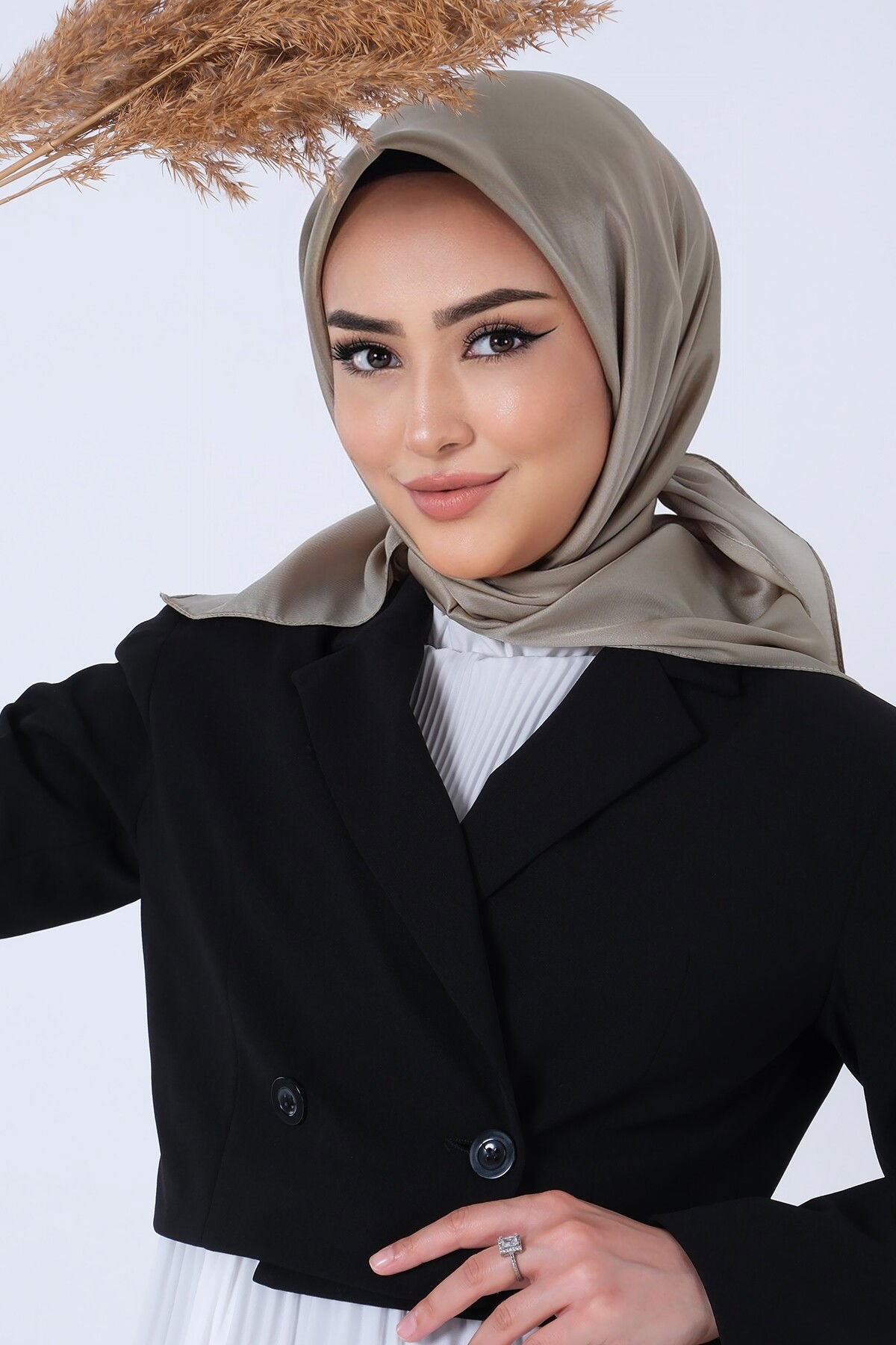 V-47 Kristal Saten Eşarp - 3