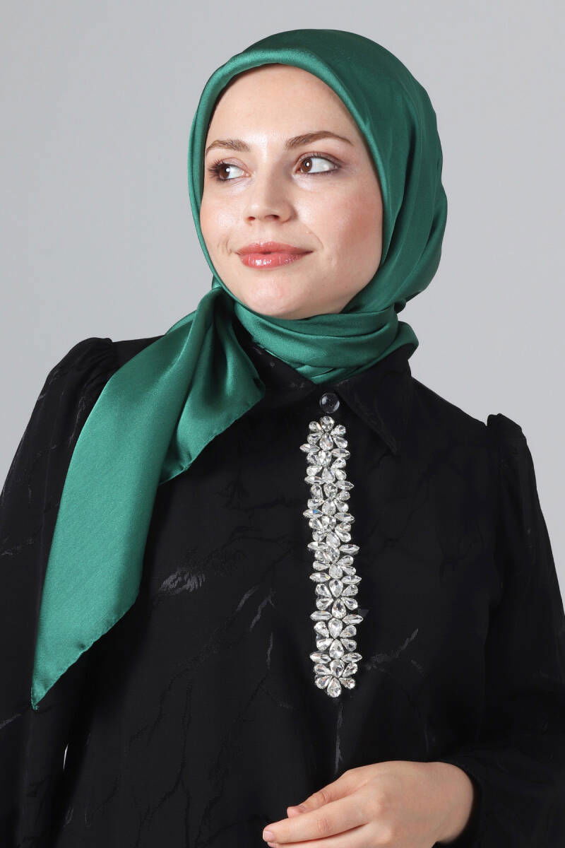 V-48 Como Saten Eşarp - harem