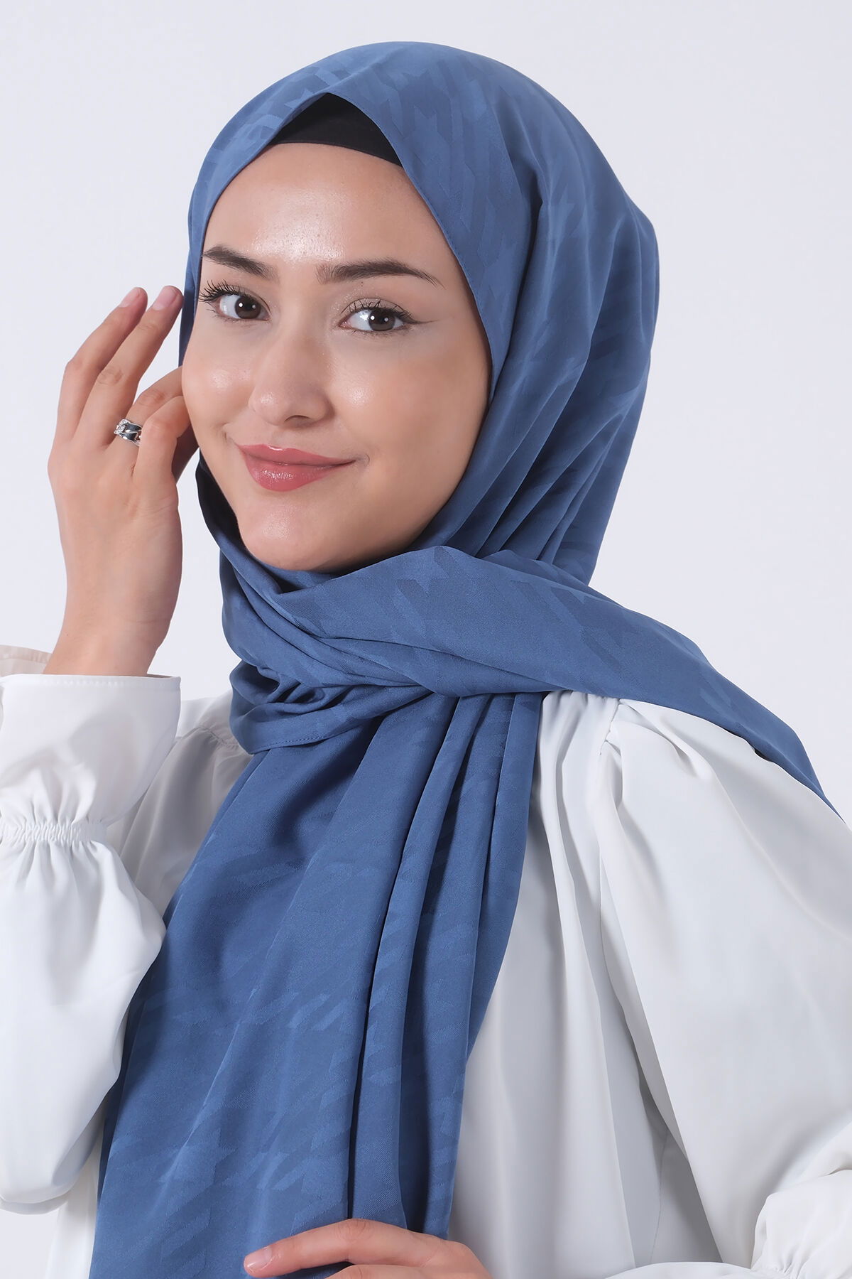 V-5 Miray Jakar Şal