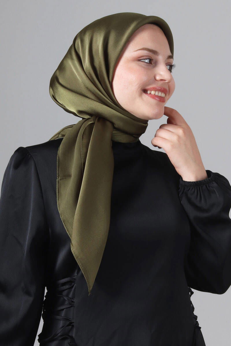 V-50 Como Saten Eşarp - harem