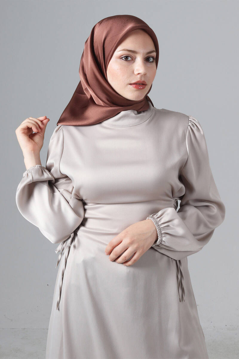 V-63 Como Saten Eşarp - harem