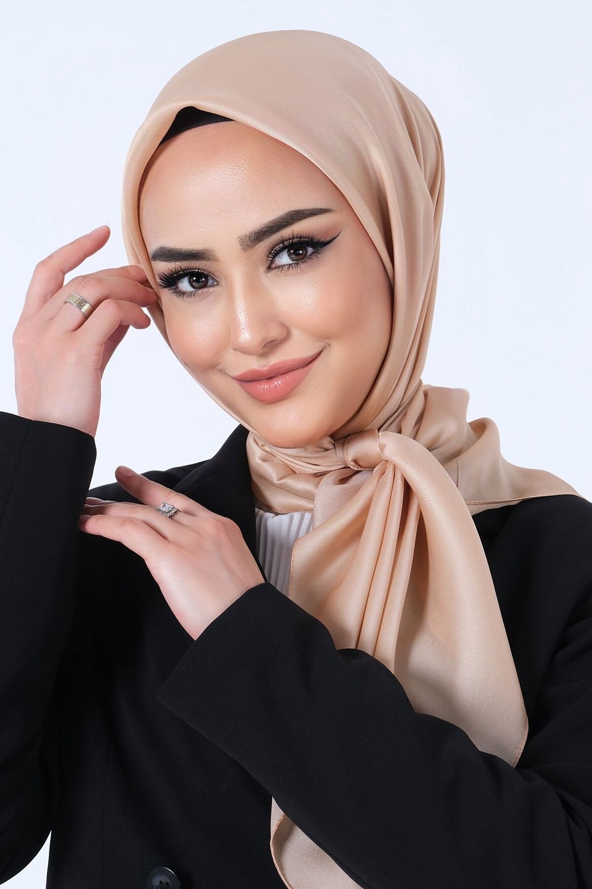 V-63 Kristal Saten Eşarp