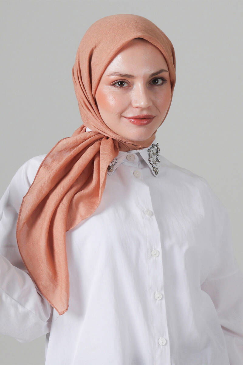 V-67 Eva Koton Eşarp 