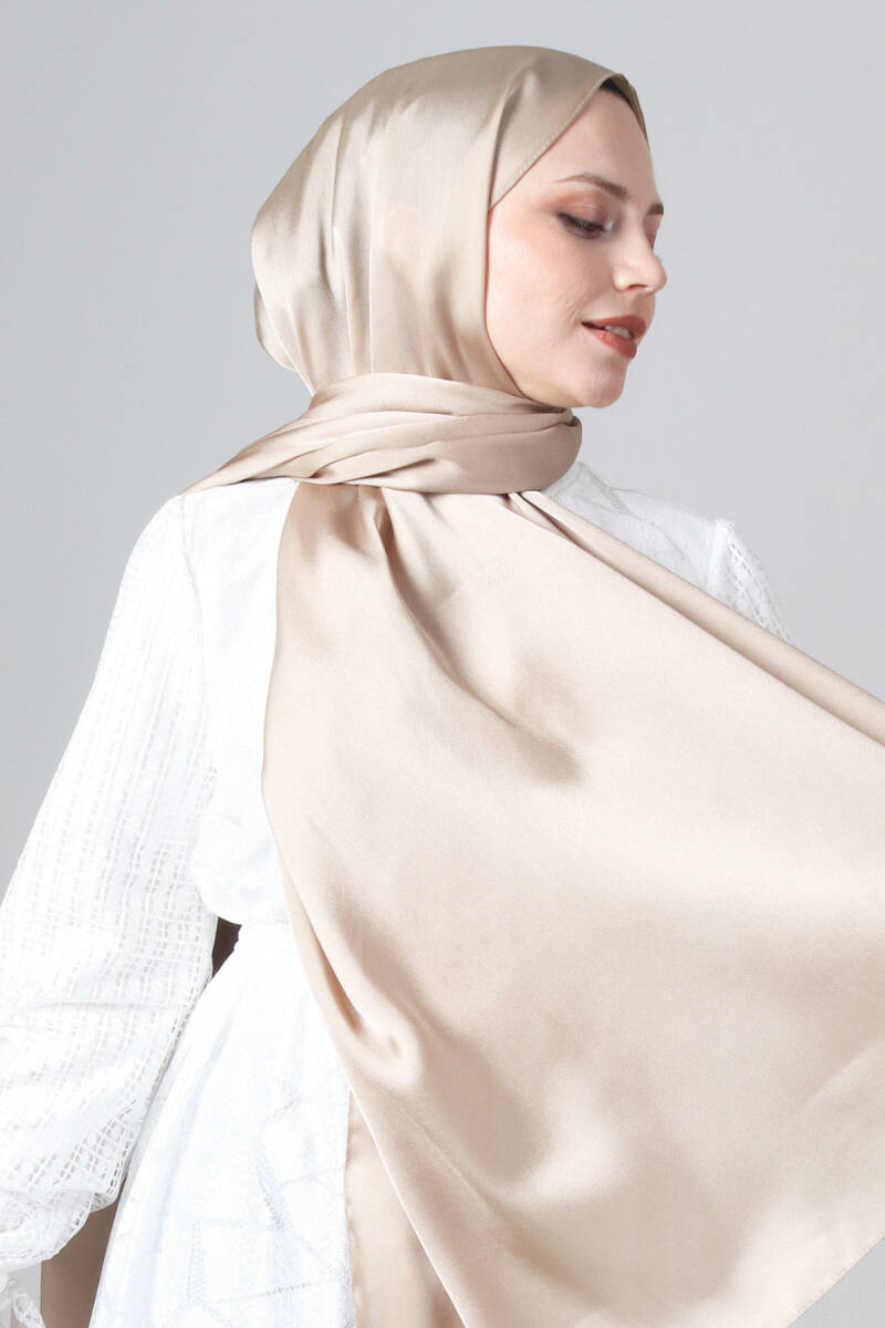 V-71 Como Saten Şal - harem