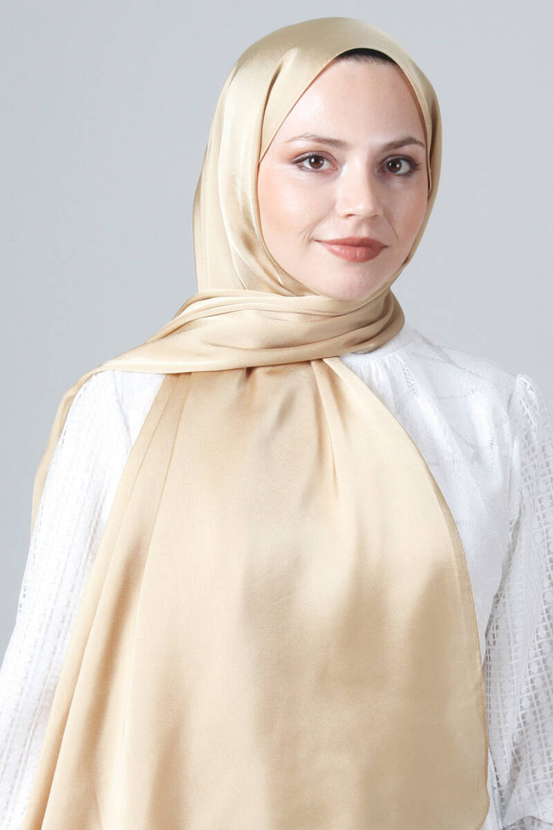 V-73 Como Saten Şal - harem