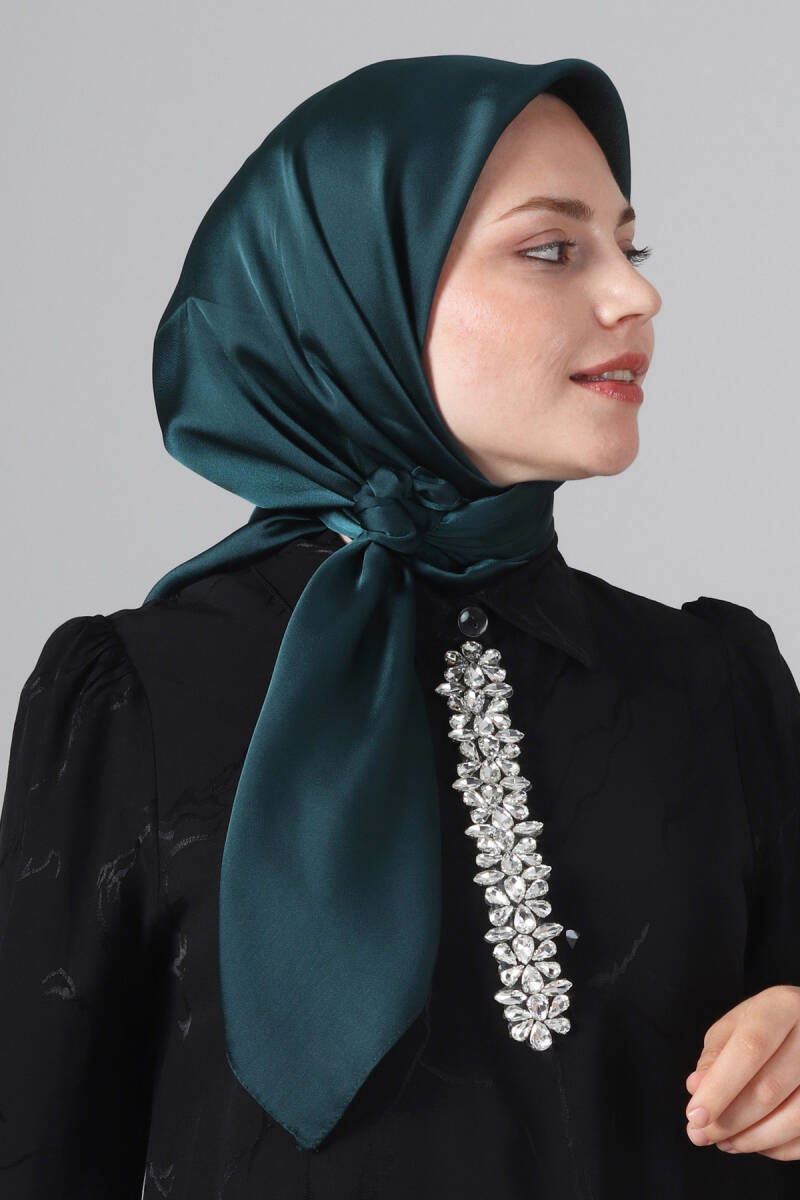 V-89 Como Saten Eşarp - harem